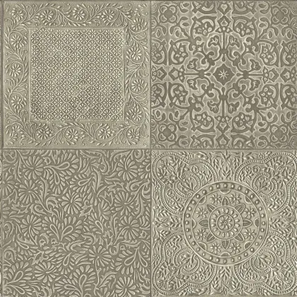 Bazaar wallpaper in Metallic Gilver
